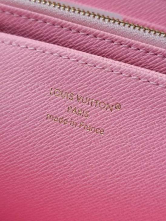 Picture of Louis Vuitton Wallets _SKUfw197173256fw